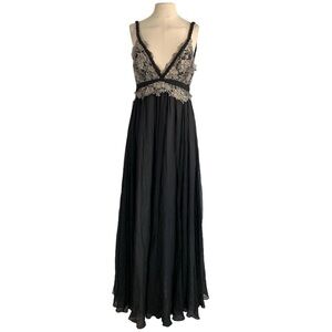 Mandalay Chiffon Embroidered Evening Gown Maxi Dress Size 8 NEW